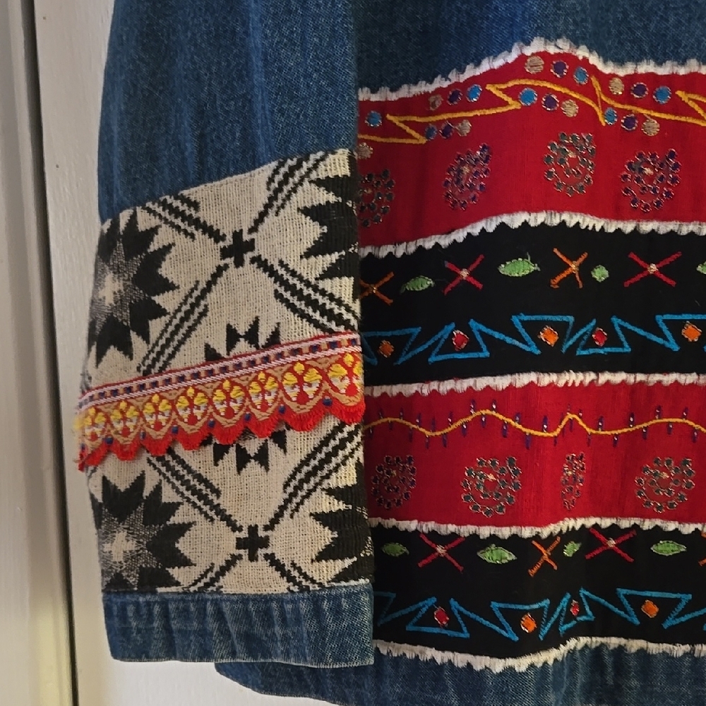 Colorful Denim Tribual Vibe Jacket with Patterned Trim - Picture 4 of 10